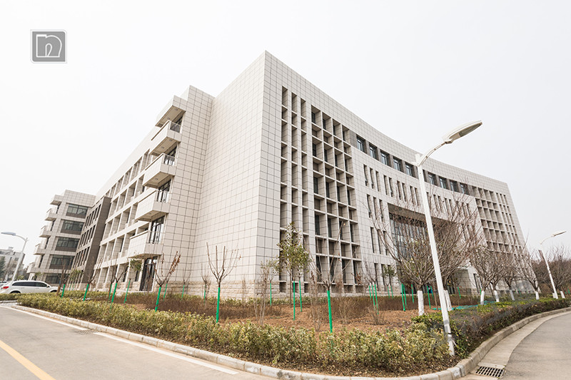 西安財經學院.jpg