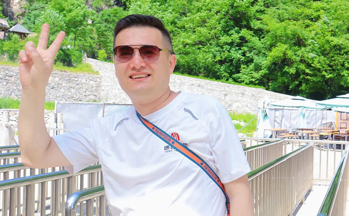 李青龍董事長.jpg