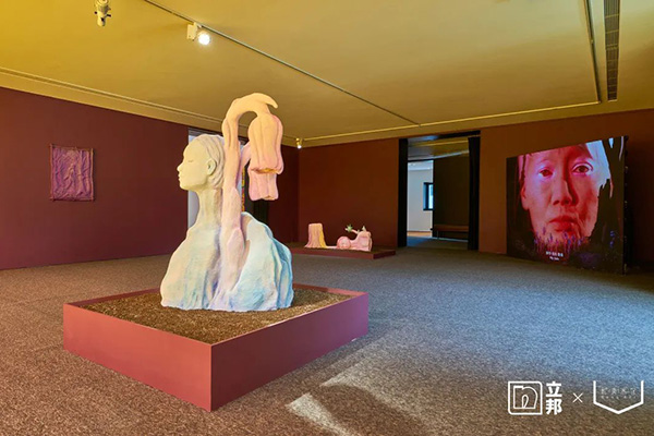立邦為“斷裂的一代”展覽提供專業涂裝支持.jpg