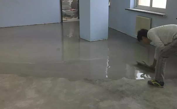 水泥自流平施工.png